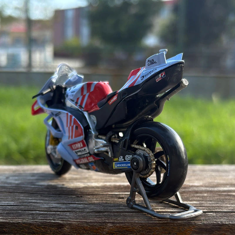 Motorcycle Model Toys Maisto 1:18
